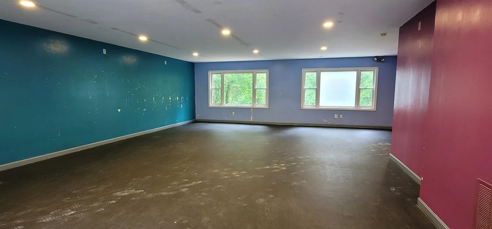 1238 Hooksett Road Hooksett NH 03106