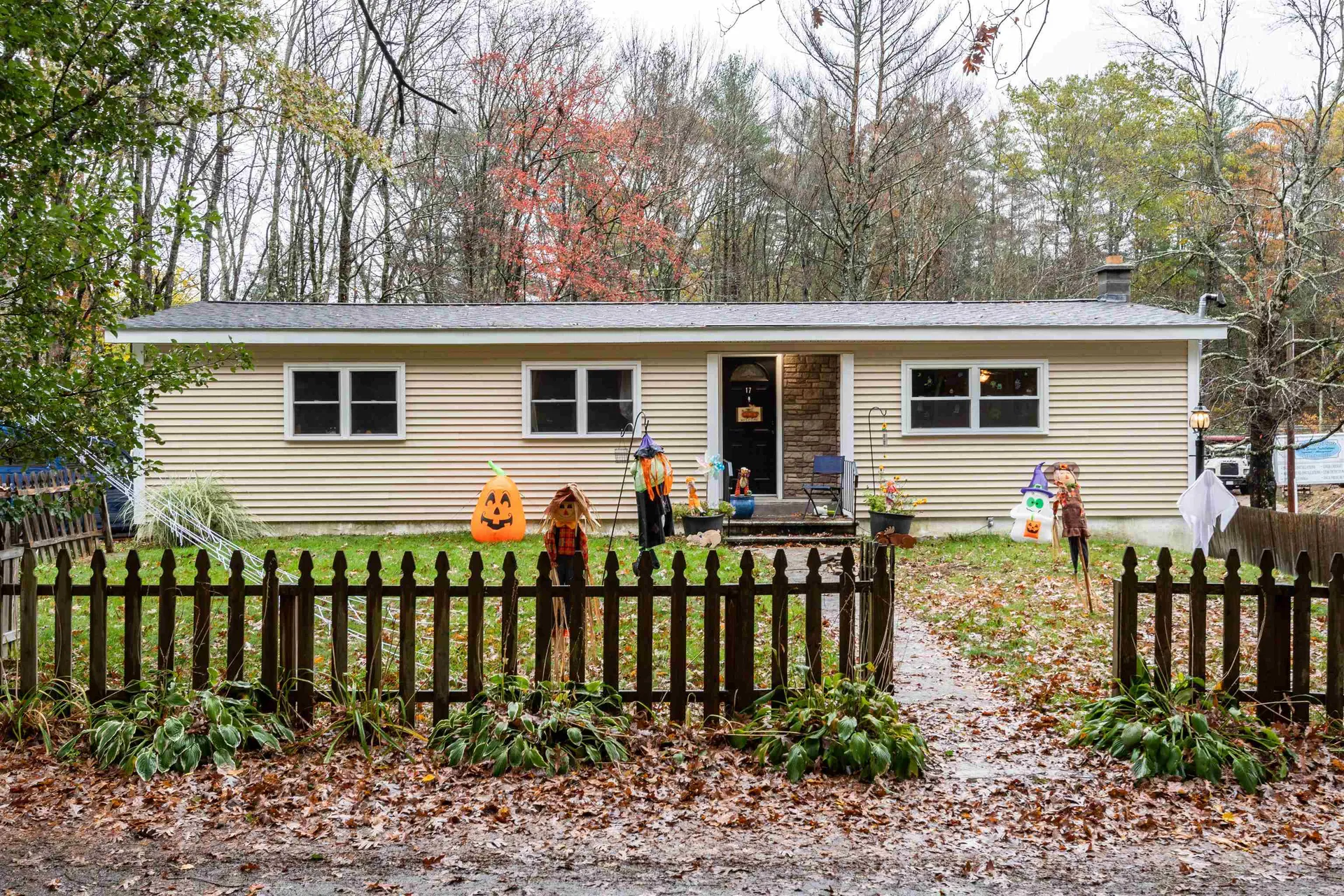17 Fanny Drive Allenstown NH 03275