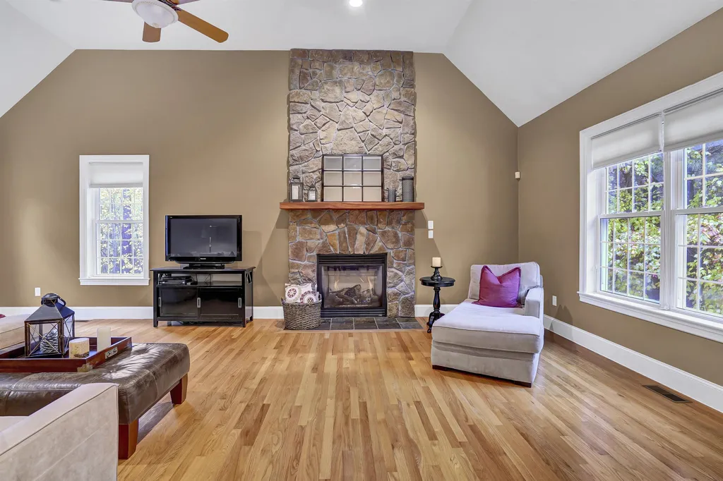 35 Bear Hill Road Windham NH 03087
