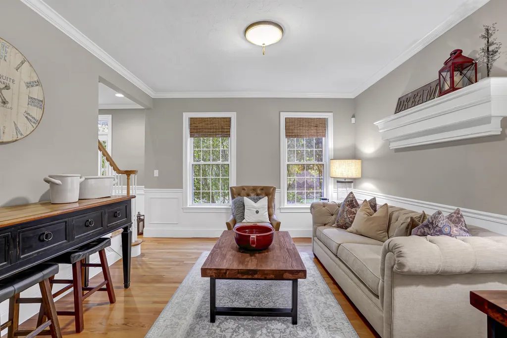 35 Bear Hill Road Windham NH 03087