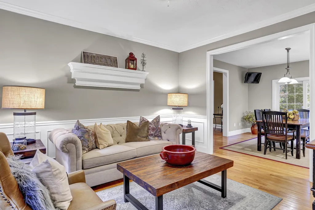 35 Bear Hill Road Windham NH 03087