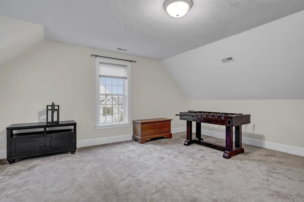 35 Bear Hill Road Windham NH 03087