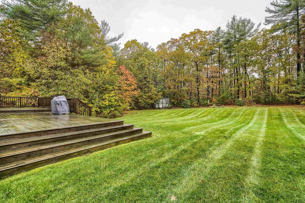 35 Bear Hill Road Windham NH 03087