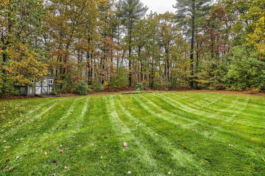 35 Bear Hill Road Windham NH 03087