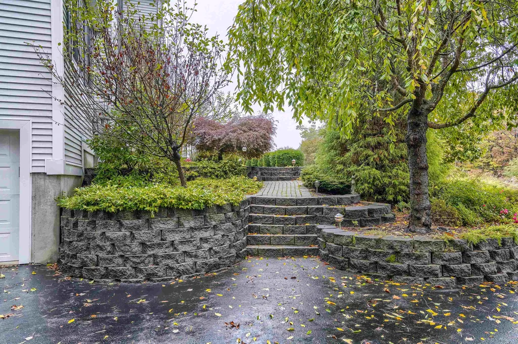 35 Bear Hill Road Windham NH 03087