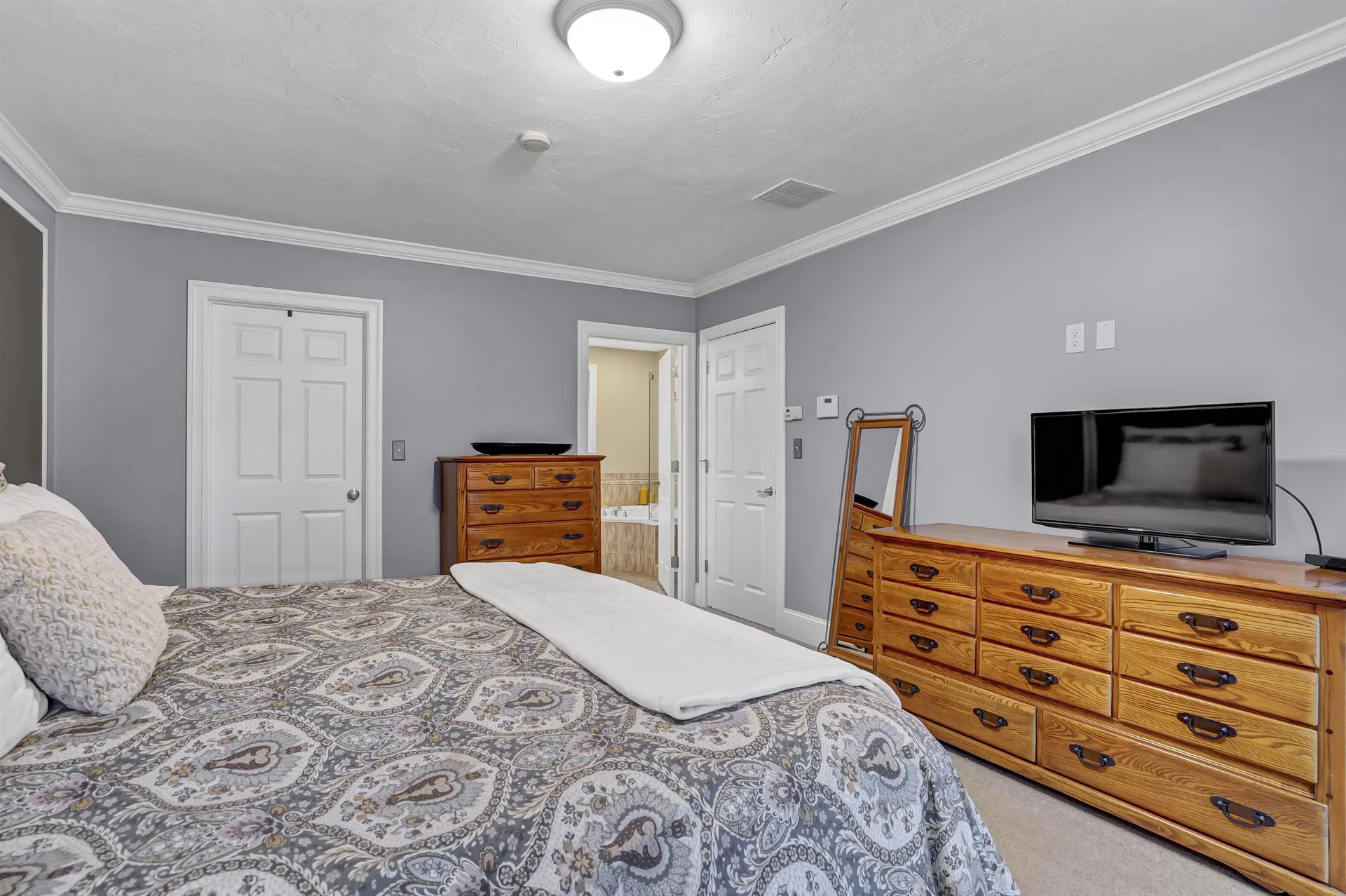 35 Bear Hill Road Windham NH 03087