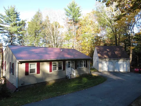 102 Coffin Road Epping NH 03042