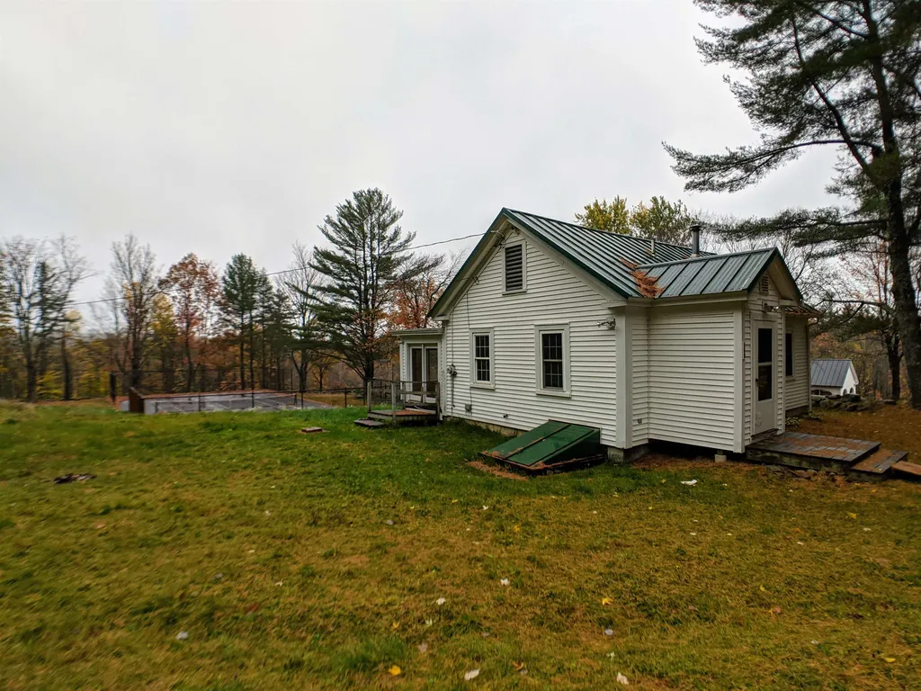 169 Range Road Sandwich NH 03227