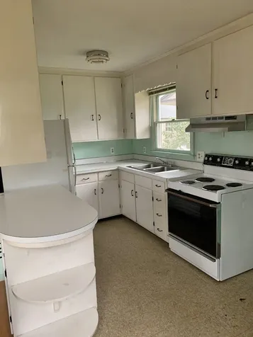 5 Hill Place Springfield VT 05156