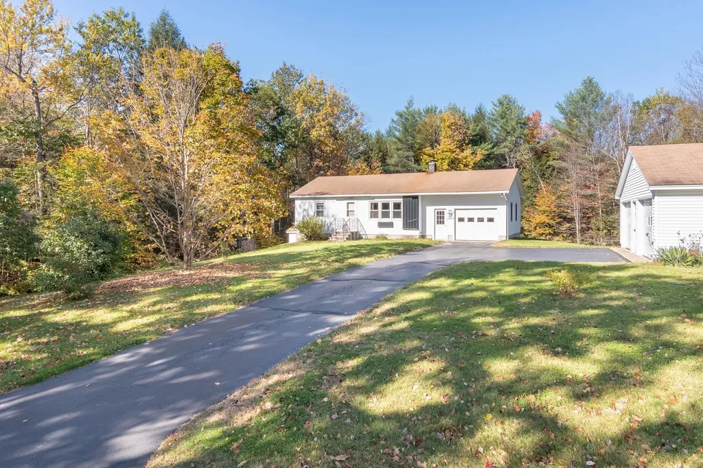 369 Lower Ridge Road Loudon NH 03307