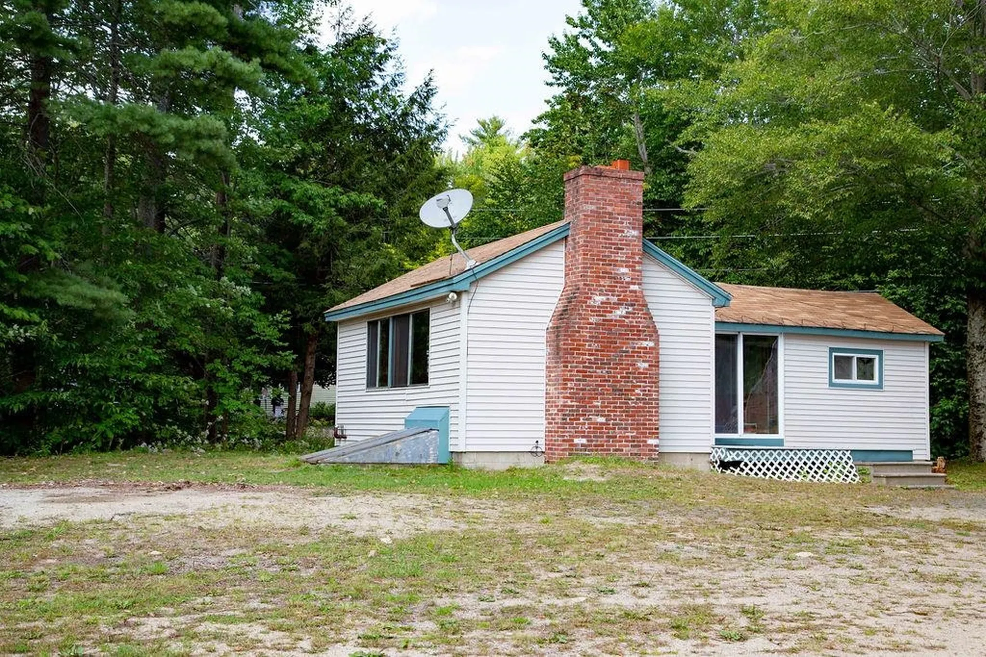 27 Fox Road Middleton NH 03887