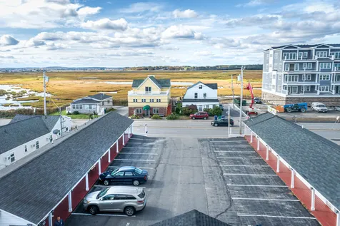528 Ocean Boulevard Hampton NH 03842