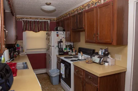 189 Gilford Avenue Laconia NH 03246