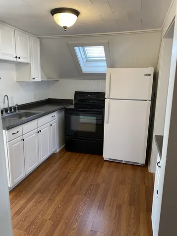 189 Gilford Avenue Laconia NH 03246