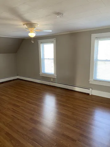 189 Gilford Avenue Laconia NH 03246