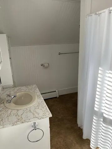 189 Gilford Avenue Laconia NH 03246