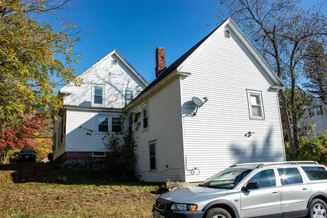 189 Gilford Avenue Laconia NH 03246