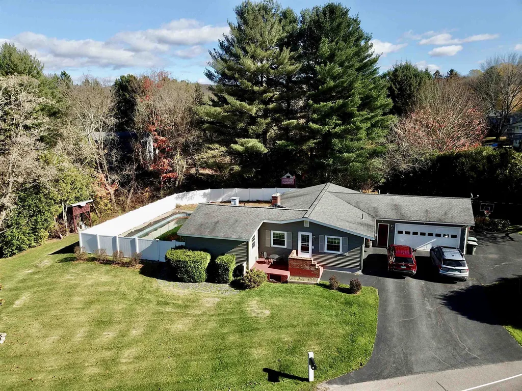 10 Meadowcrest Lane Barre Town VT 05641