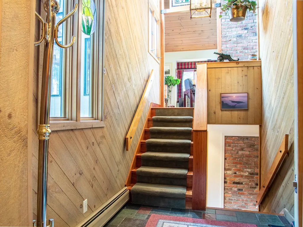 942 Cider Hill Road Warren VT 05674