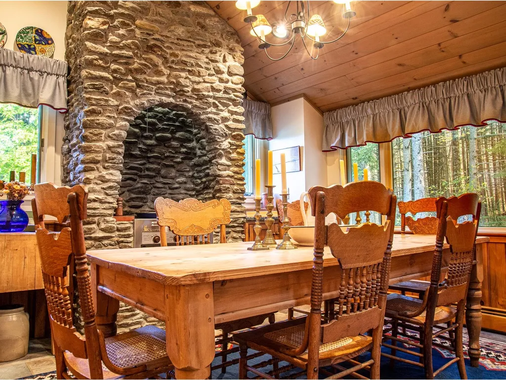942 Cider Hill Road Warren VT 05674