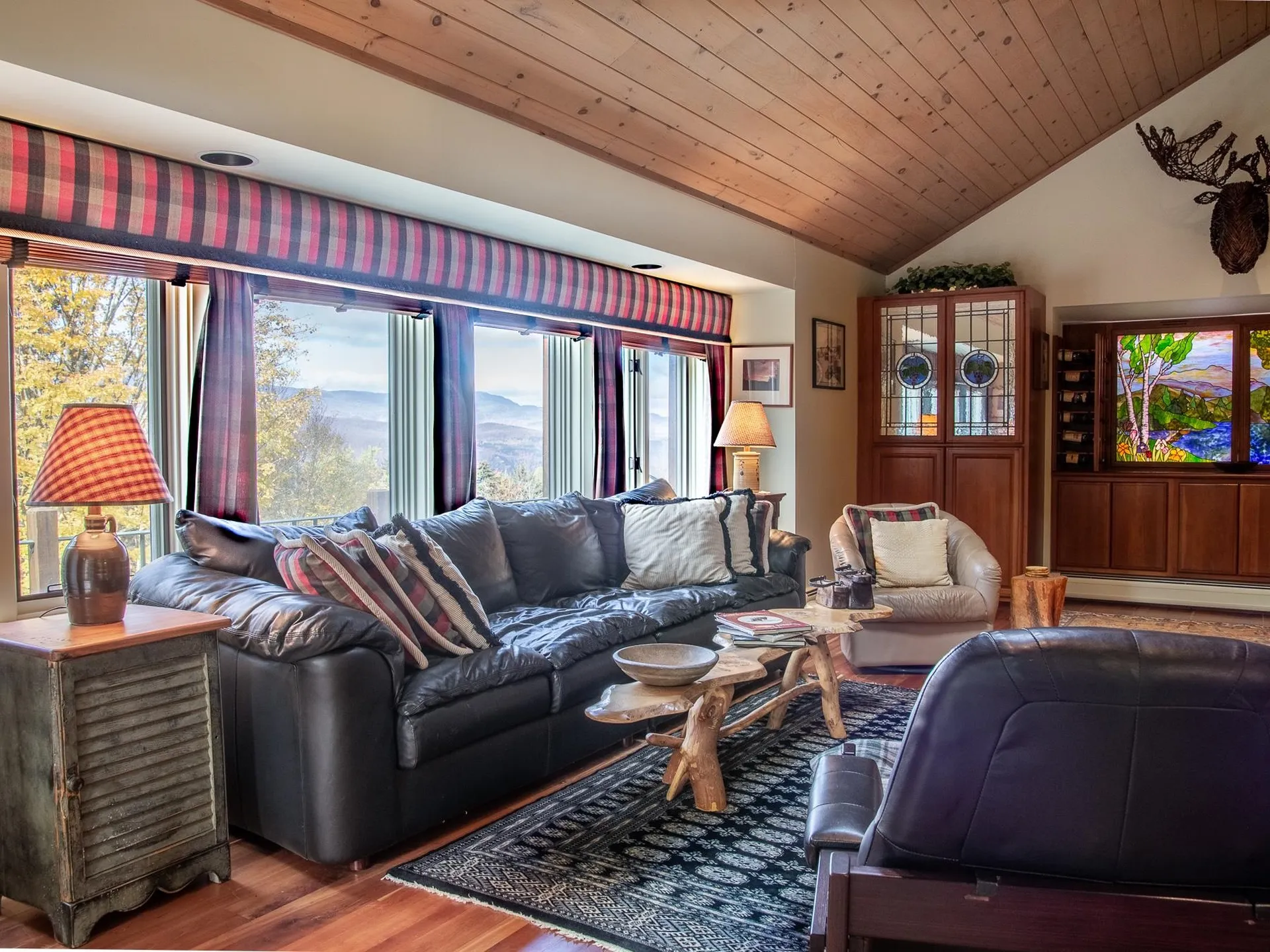 942 Cider Hill Road Warren VT 05674