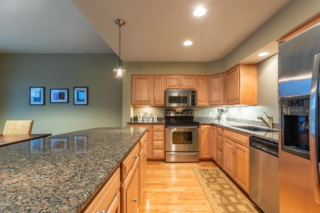 3 Hathorns Hill Woodstock VT 05091