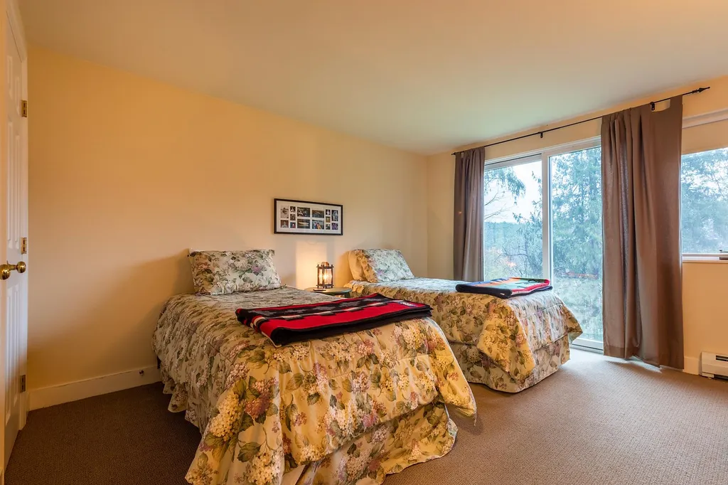 3 Hathorns Hill Woodstock VT 05091