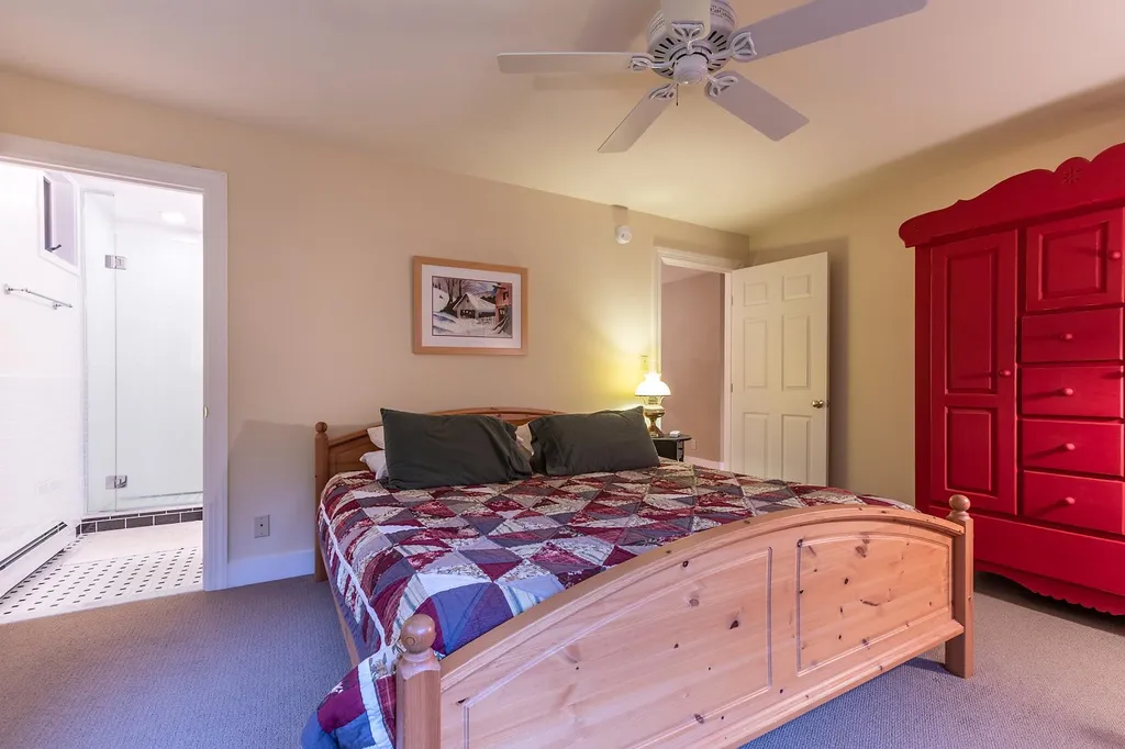 3 Hathorns Hill Woodstock VT 05091