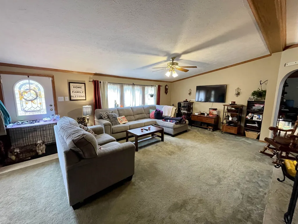 15 Marilyn Drive Allenstown NH 03275
