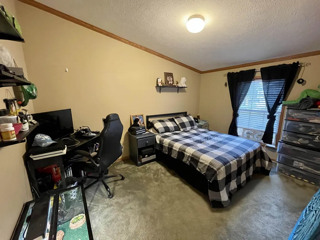 15 Marilyn Drive Allenstown NH 03275