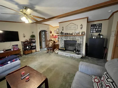 15 Marilyn Drive Allenstown NH 03275