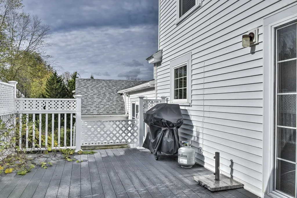29 Knoll Avenue Keene NH 03431