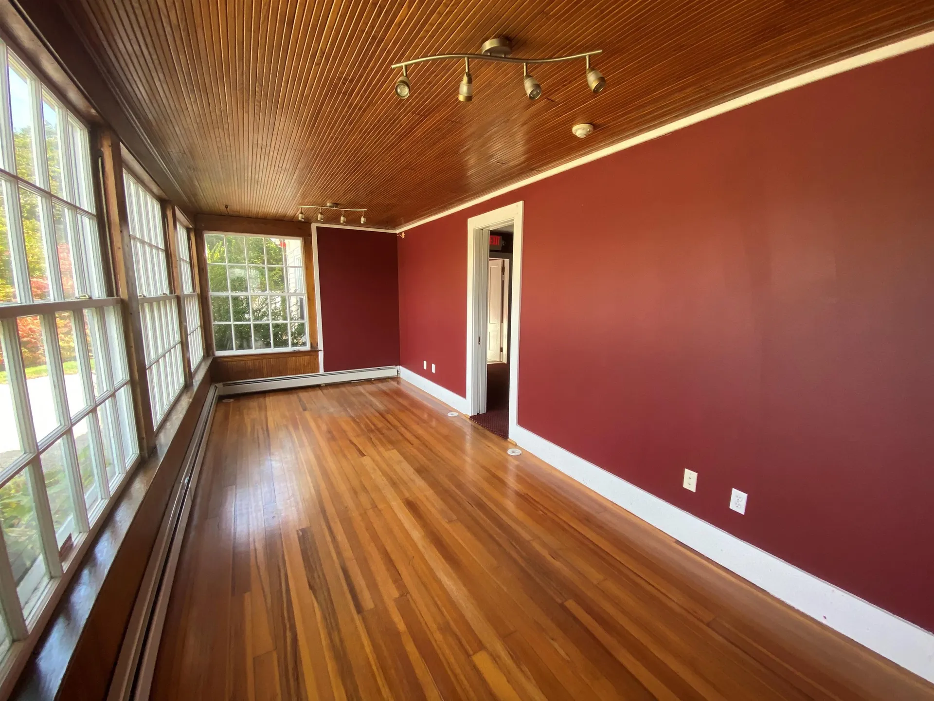 33 Lafayette Road Hampton Falls NH 03844