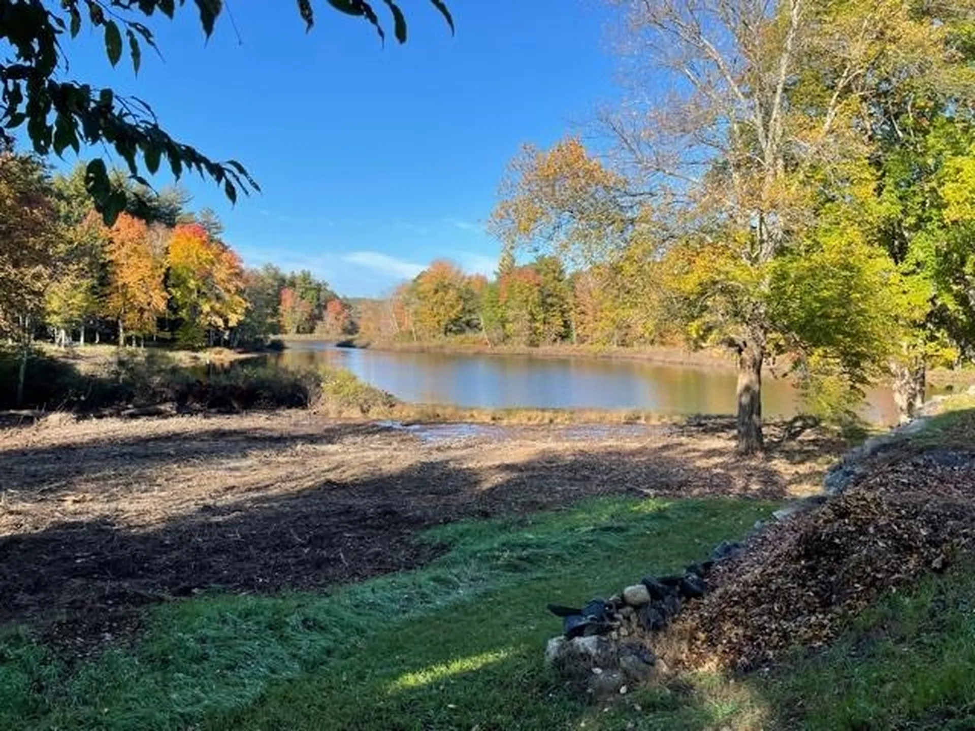 4 Ice House Lane Raymond NH 03077
