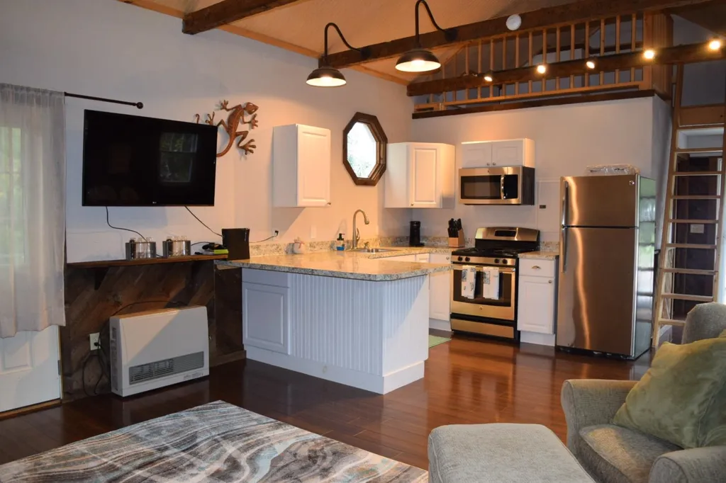 13 Ashbrook Road Exeter NH 03833