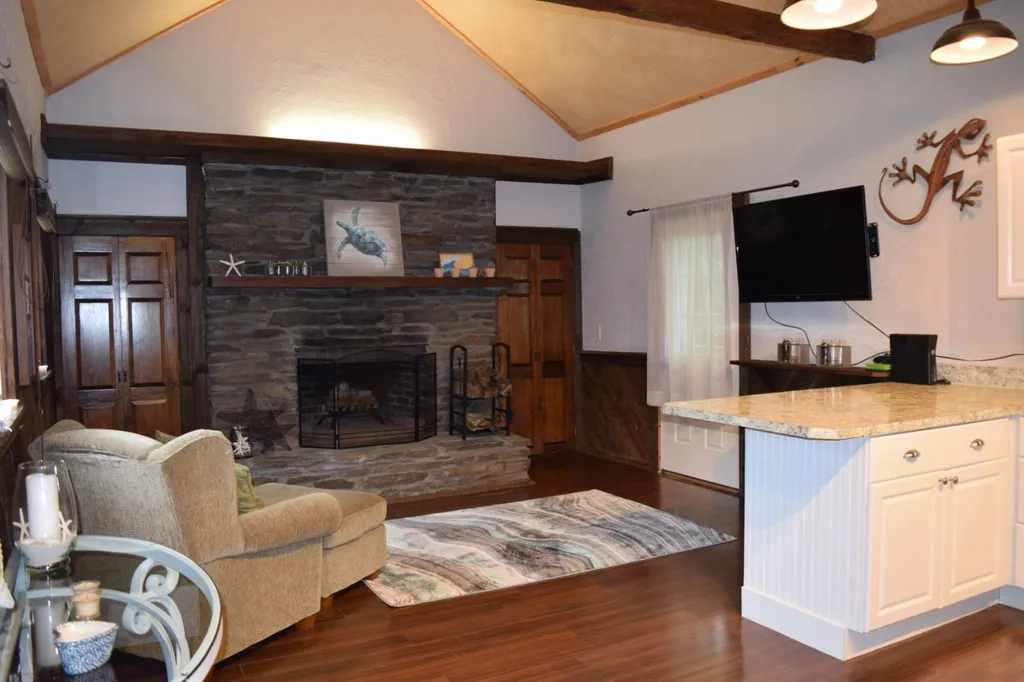 13 Ashbrook Road Exeter NH 03833