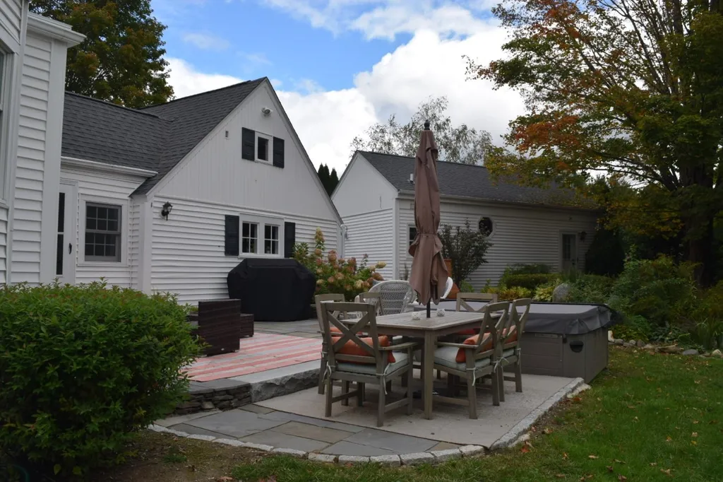 13 Ashbrook Road Exeter NH 03833