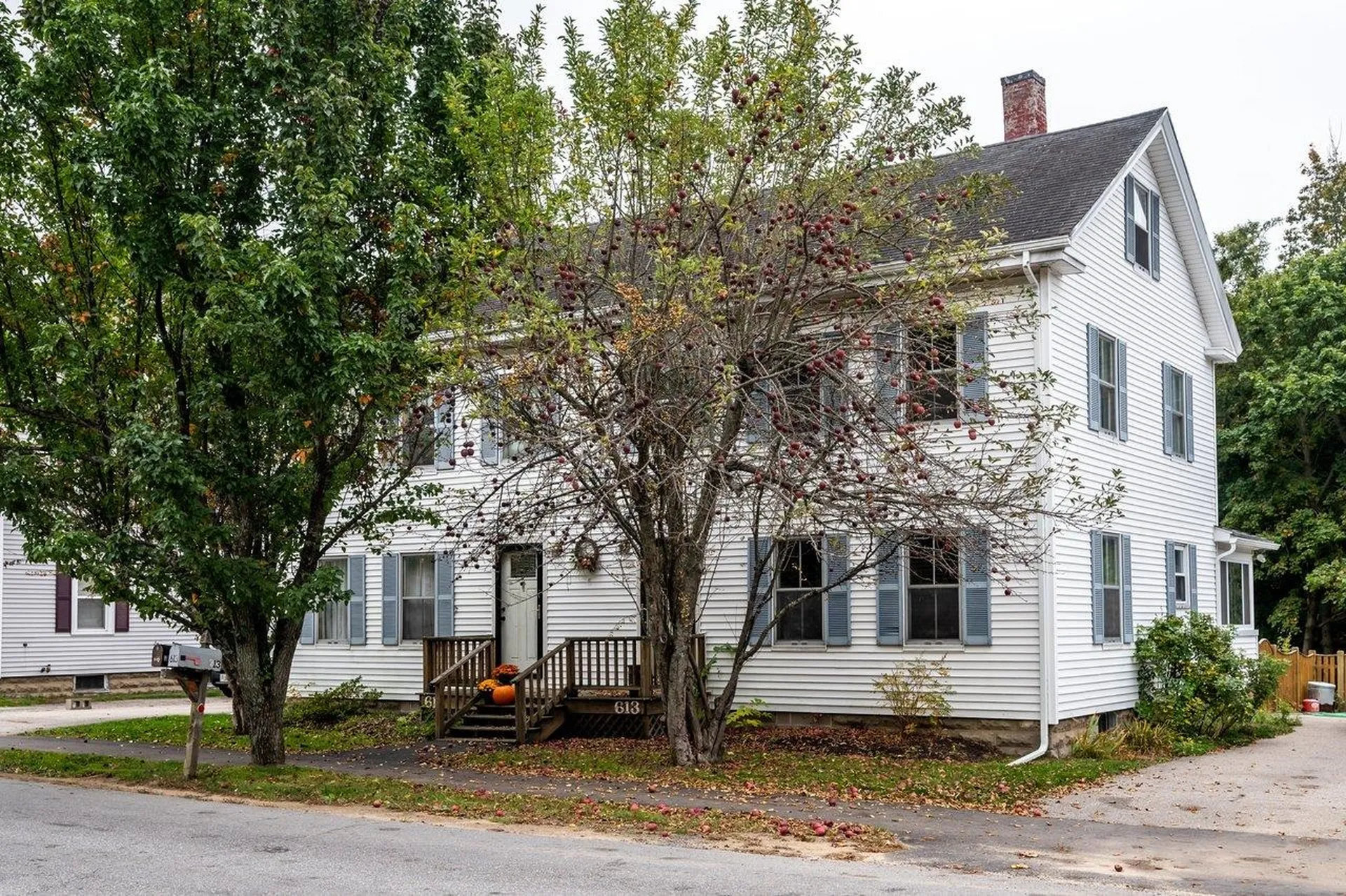 613-615 Main Street Rollinsford NH 03869