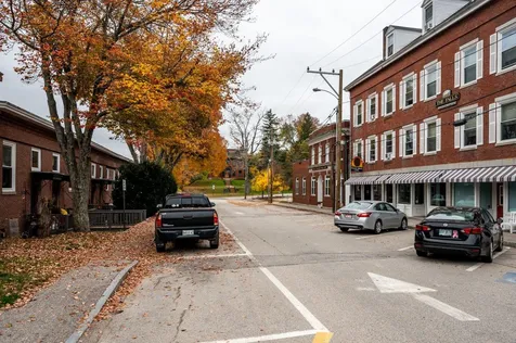 613-615 Main Street Rollinsford NH 03869