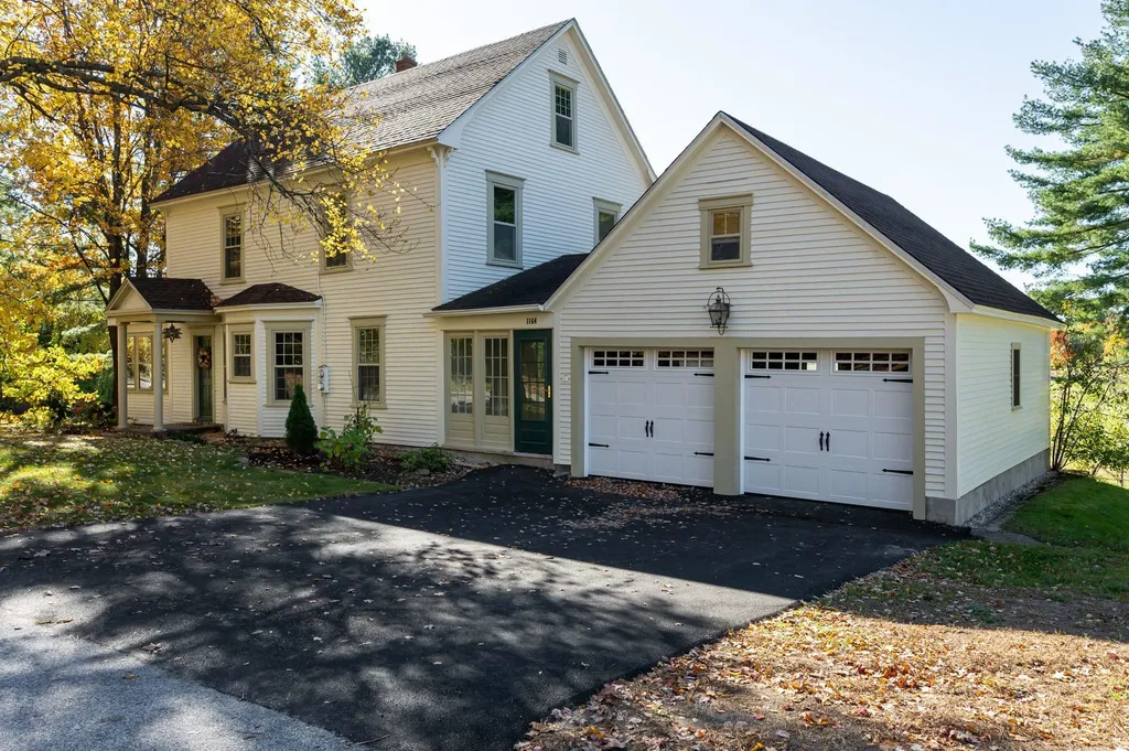 1164 River Road Manchester NH 03104
