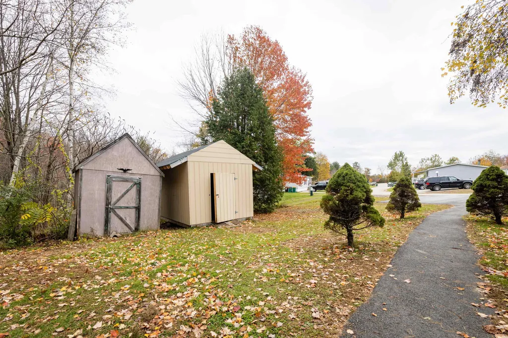 34 Cleo Circle Rochester NH 03868