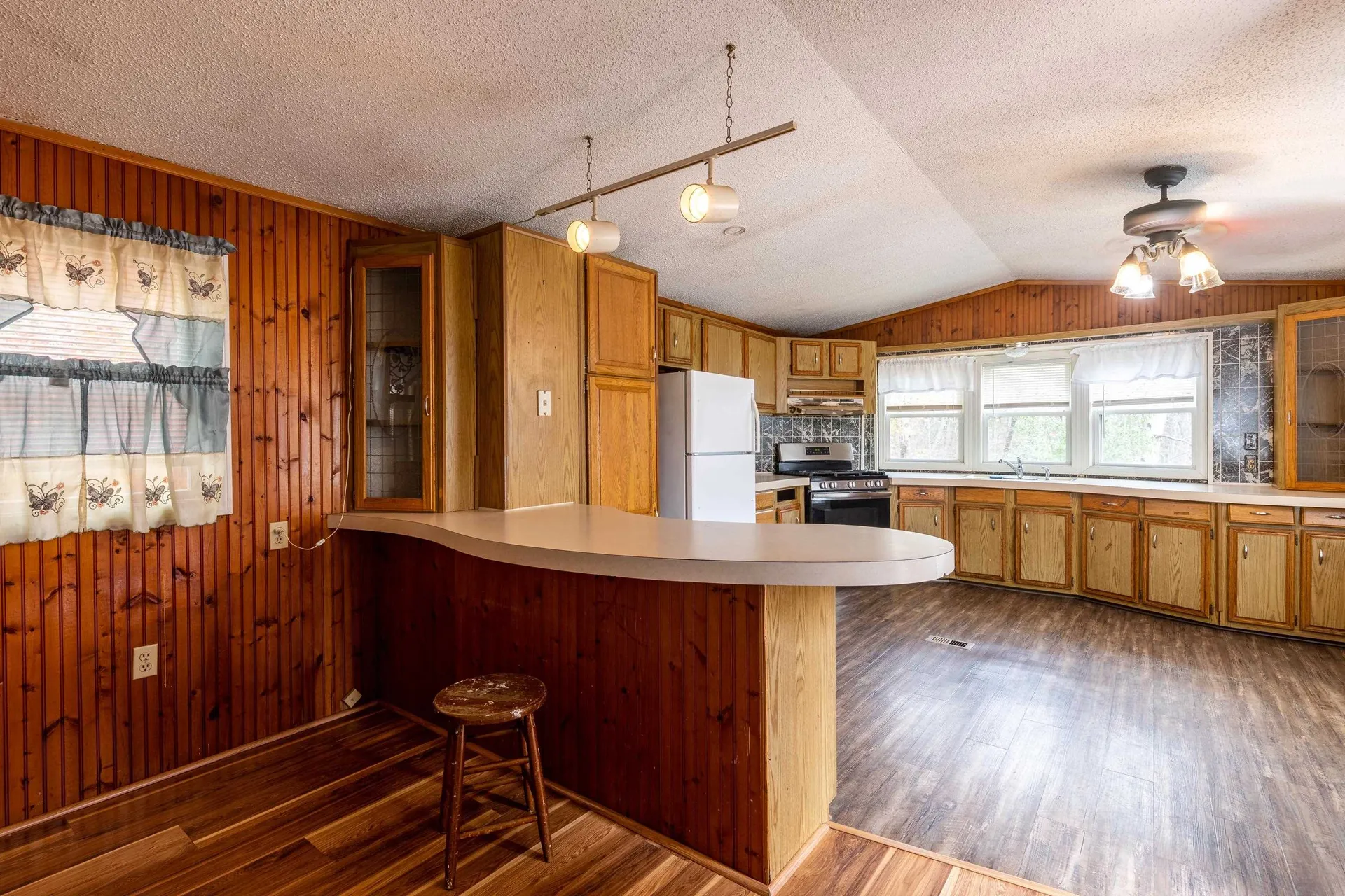 34 Cleo Circle Rochester NH 03868