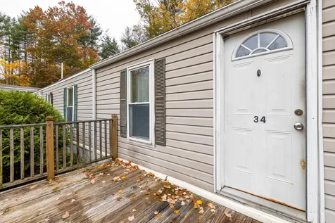 34 Cleo Circle Rochester NH 03868