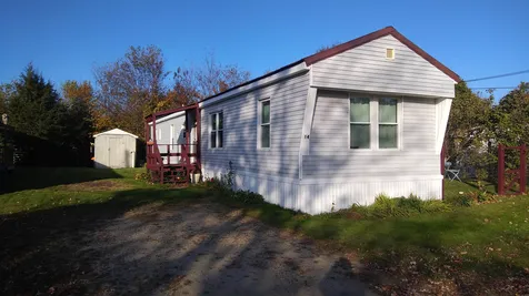 14 Anthony Circle Swanzey NH 03446