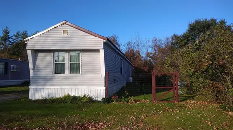 14 Anthony Circle Swanzey NH 03446