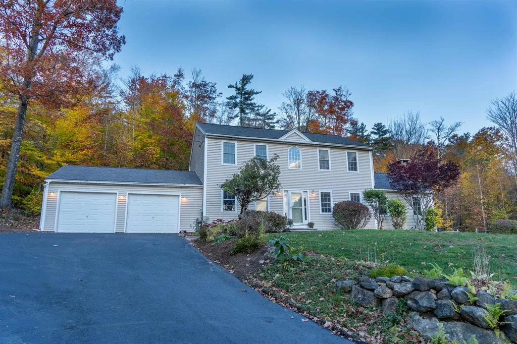 318 Old Post Road Newbury NH 03255