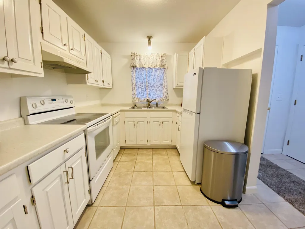 1295 Hartford Avenue Hartford VT 05001