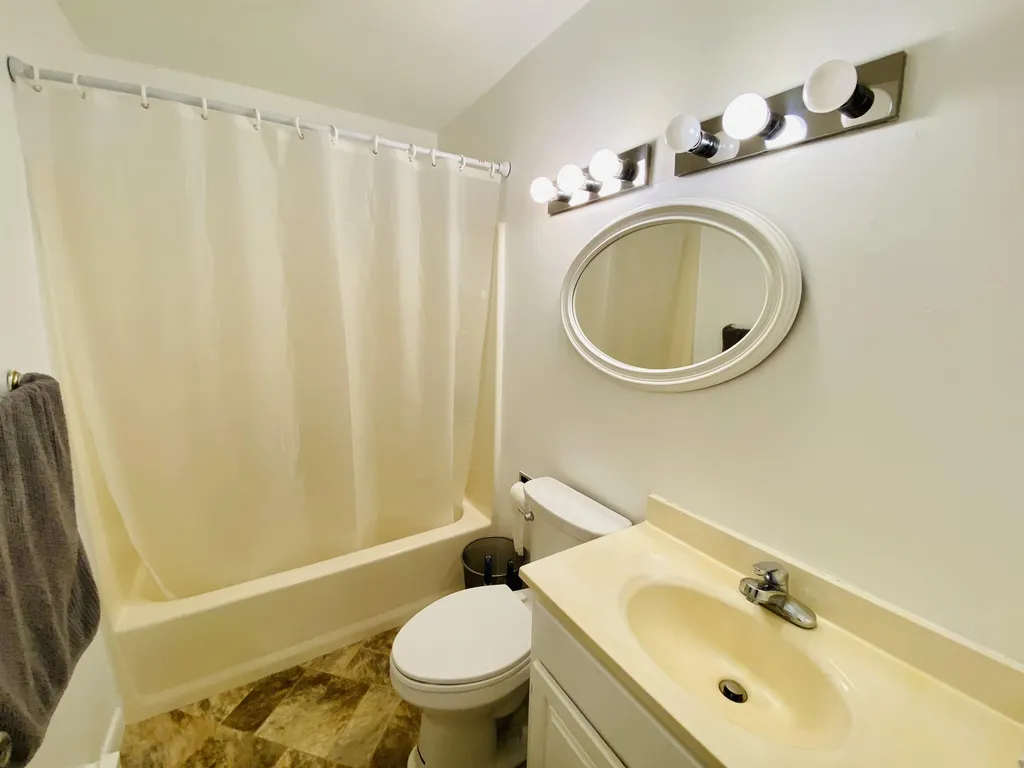 1295 Hartford Avenue Hartford VT 05001
