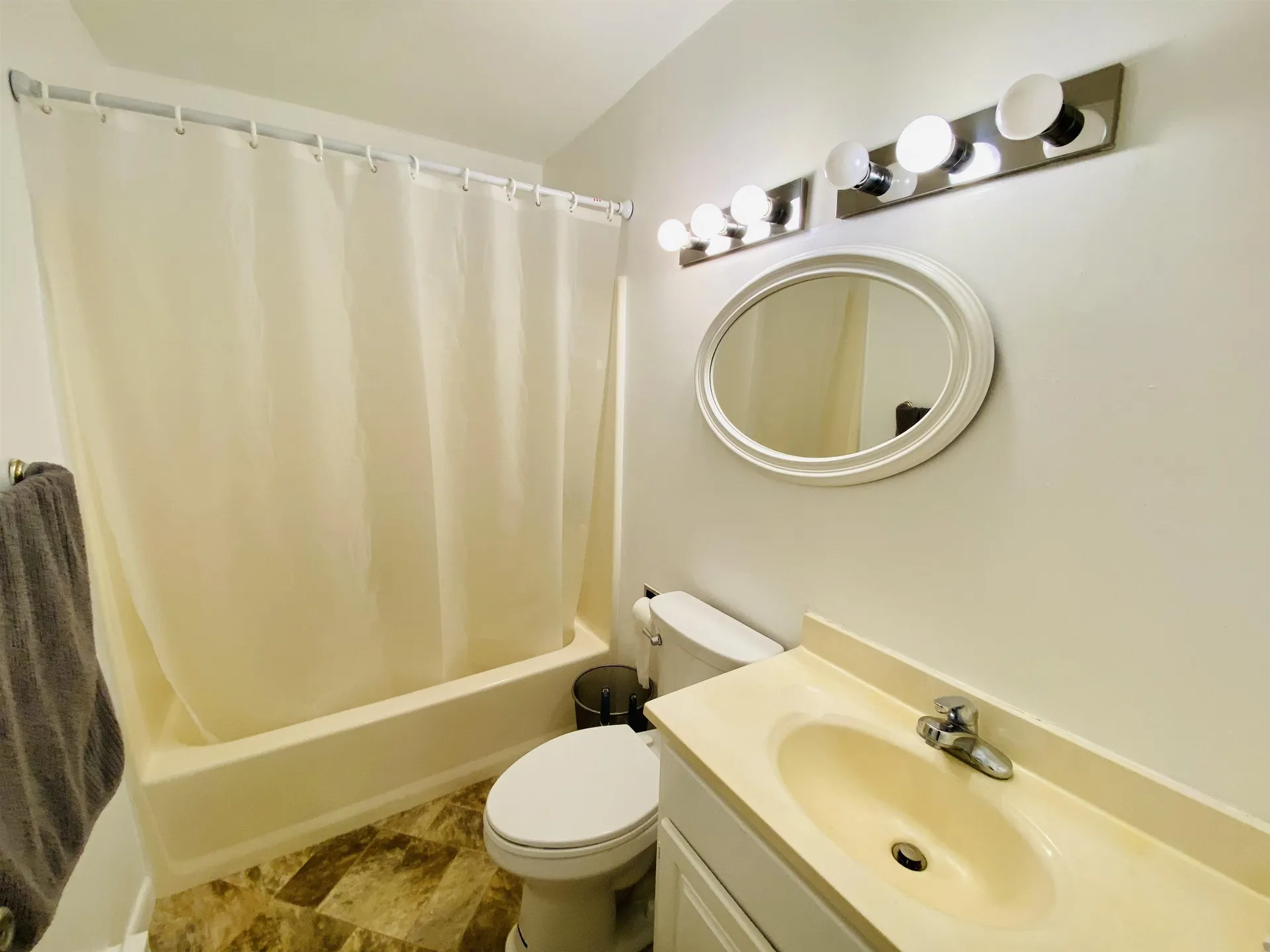 1295 Hartford Avenue Hartford VT 05001