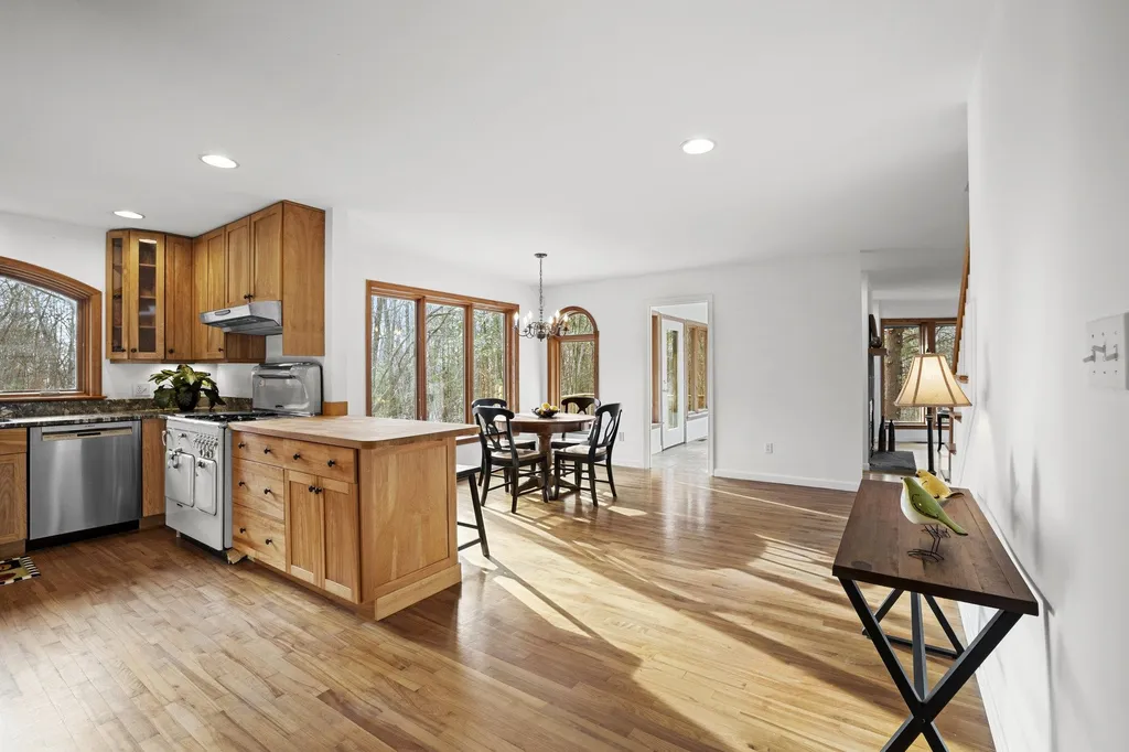 576 Bay Road Durham NH 03824